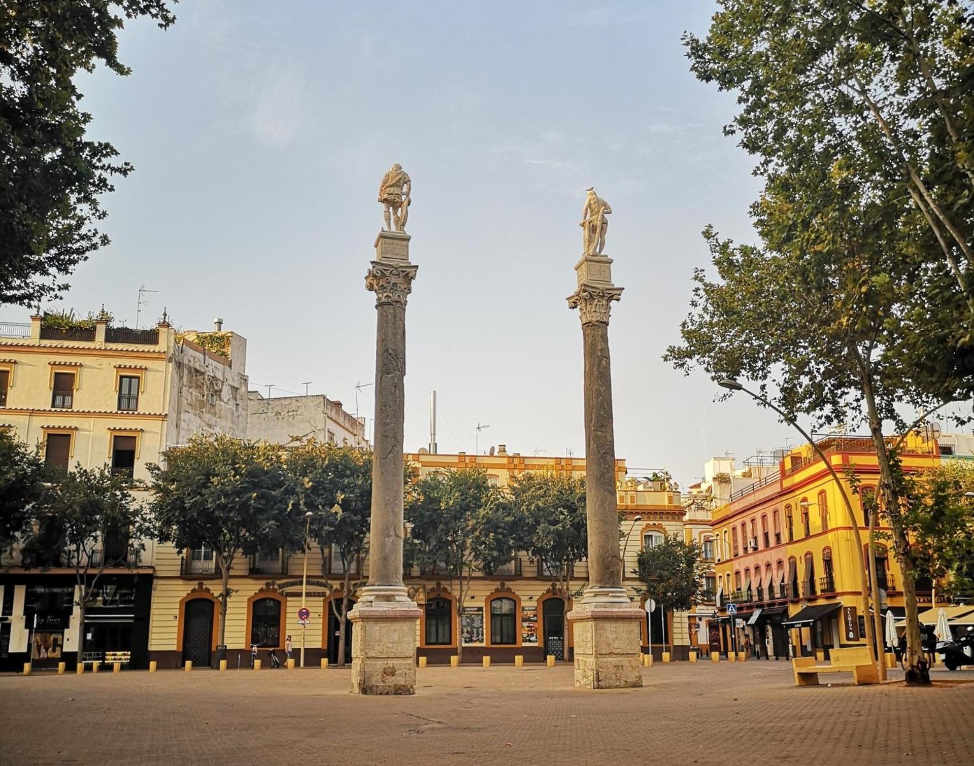 En Casco Antiguo - Plaza De La Gavidia Apartamento